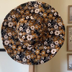 Anthropologie Floral Hat - Black and Gold